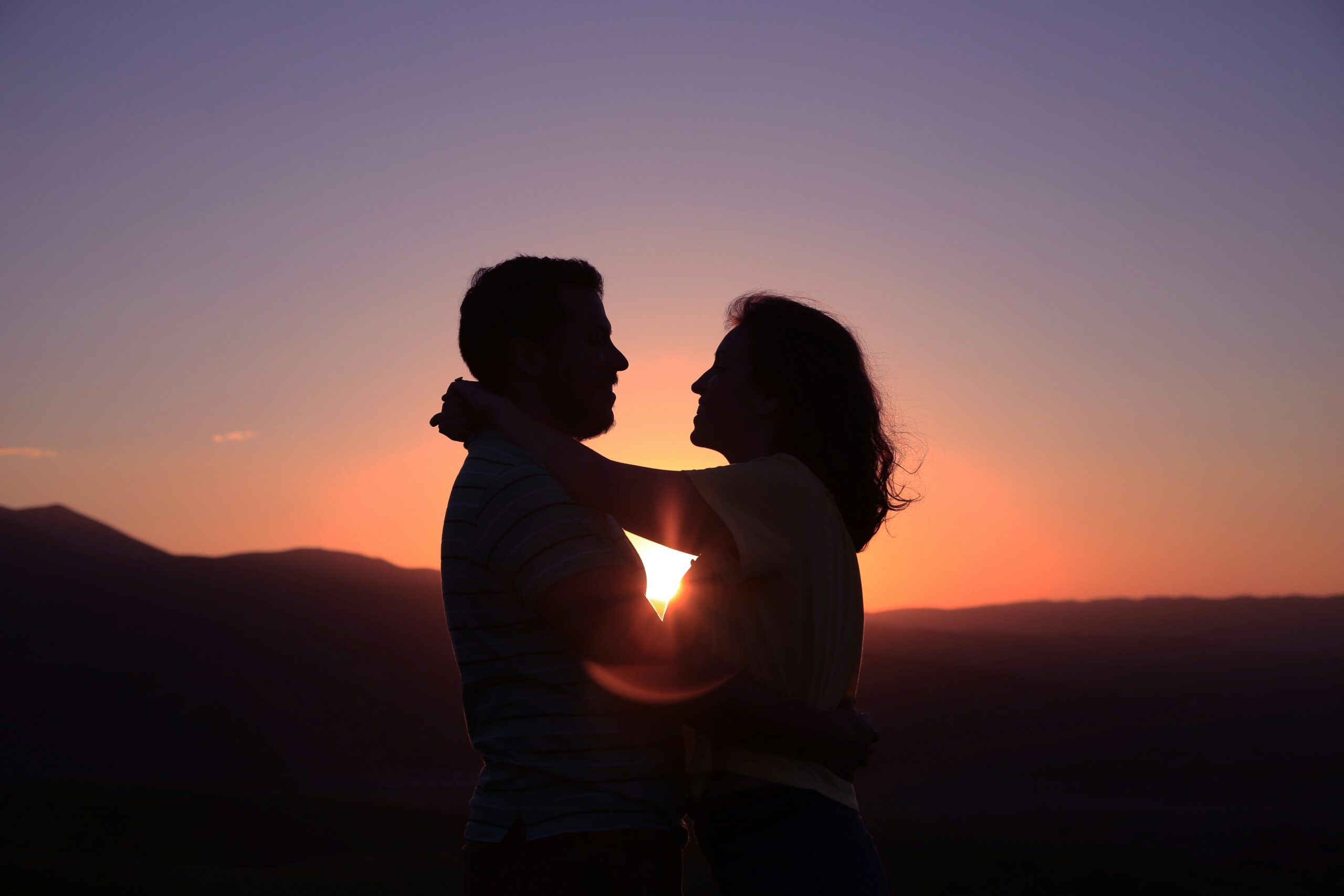 Engaged couple preparing for the K-1 fiancé visa process